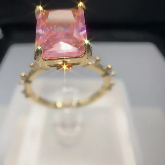 Princess Cut Pink CZ Ring Gold Plated Brass Size 6 - Picture 9 of 13